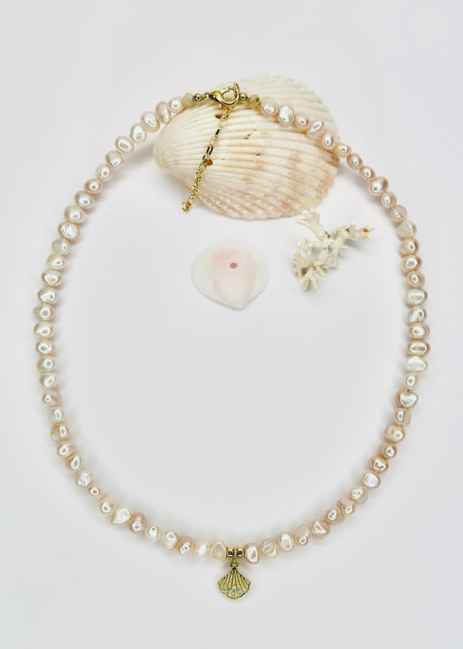 Ocean Whisper Pearl Necklace - Shell