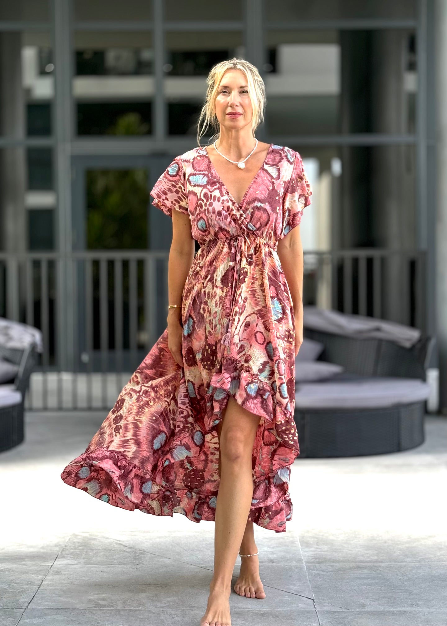 Cove Ruffle Dress 🔥 1 left